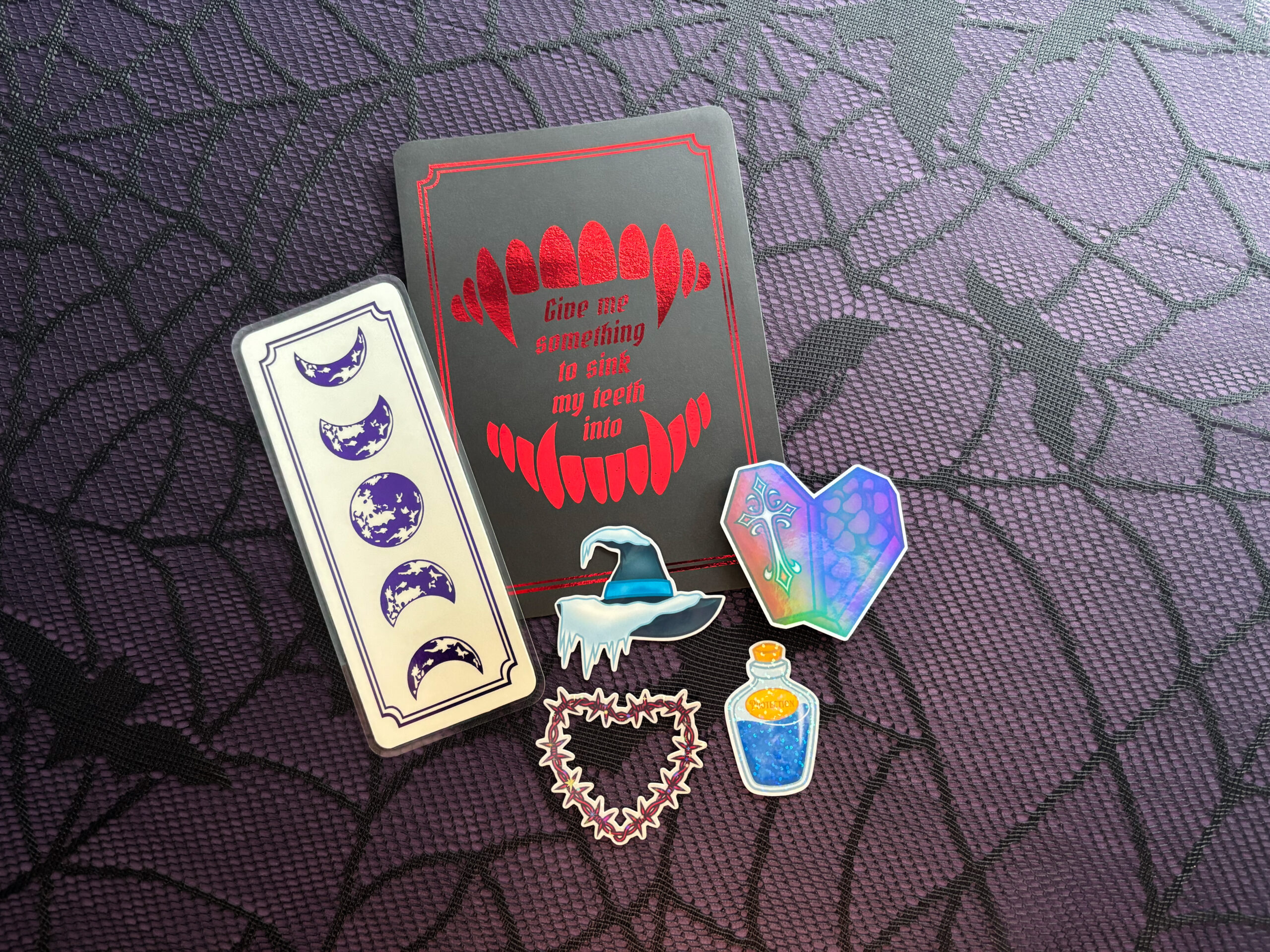 Photo portraying the varied items available for purchase on Illumistae.com